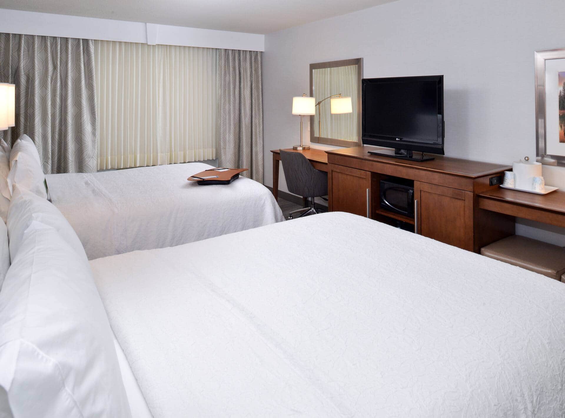 Hampton Inn & Suites by Hilton Calgary University NW