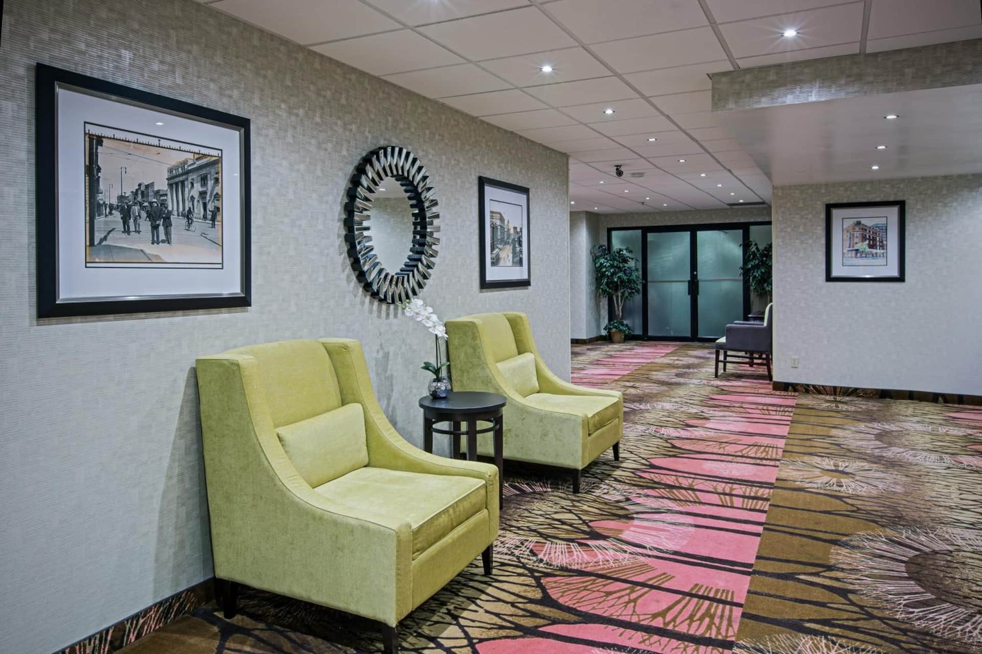 Quality Inn & Suites Downtown Regina