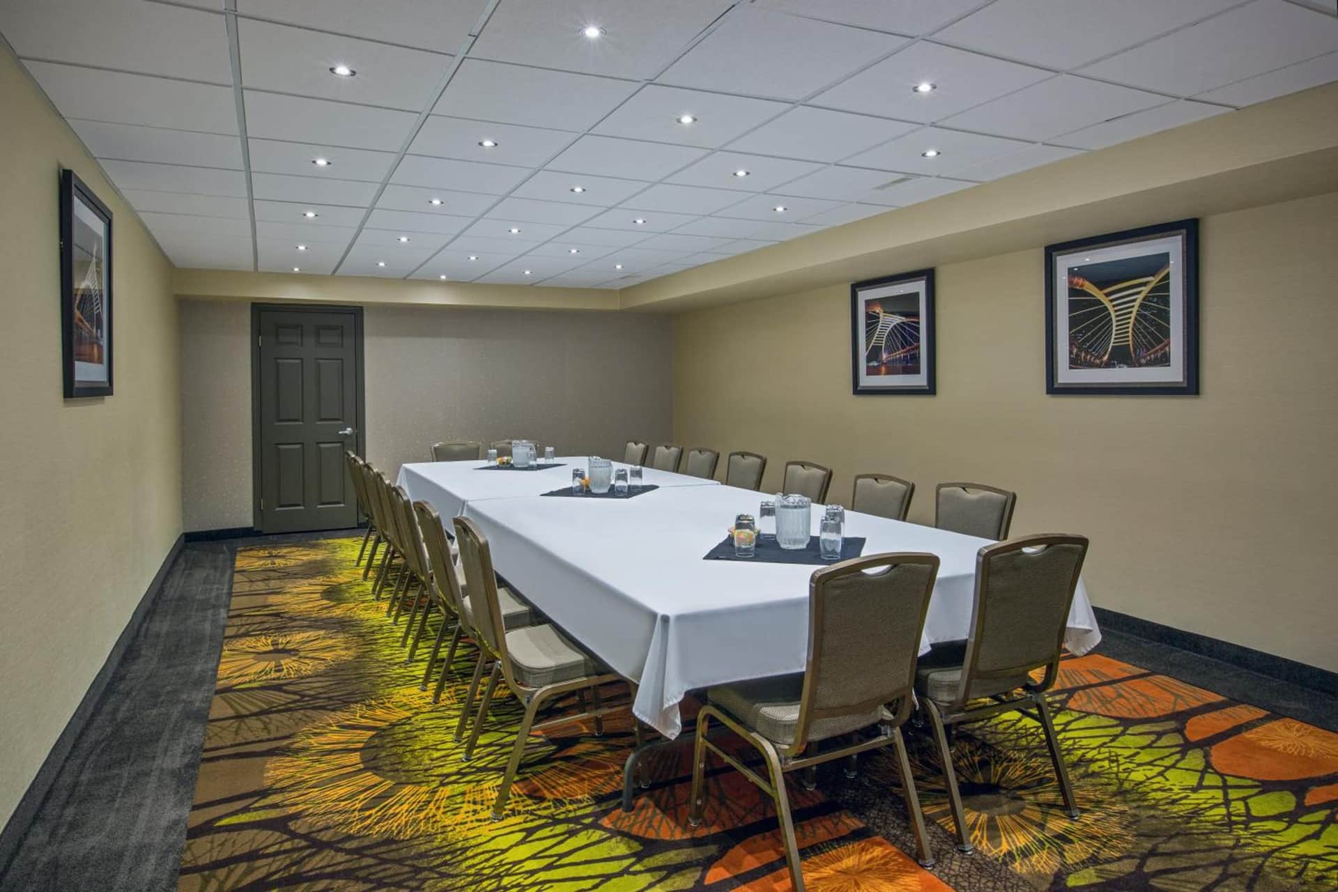 Quality Inn & Suites Downtown Regina