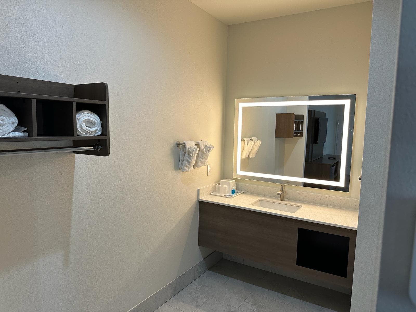 Palace inn Blue Jones Rd & Fm1960