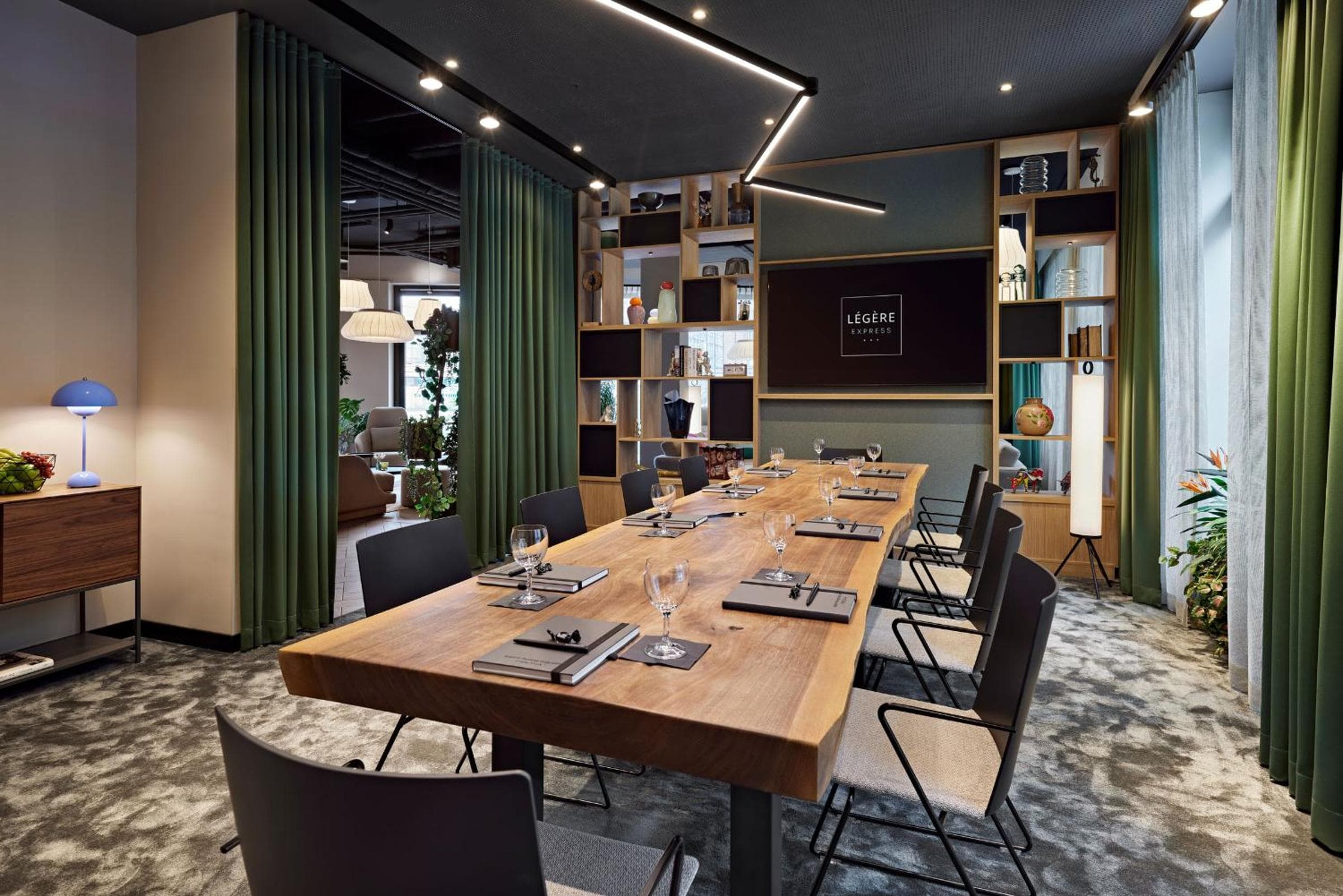 LÉGÈRE EXPRESS Leipzig