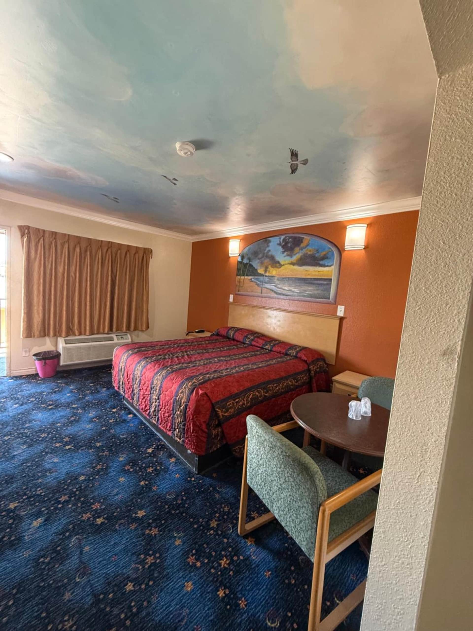 Robinhood Motel