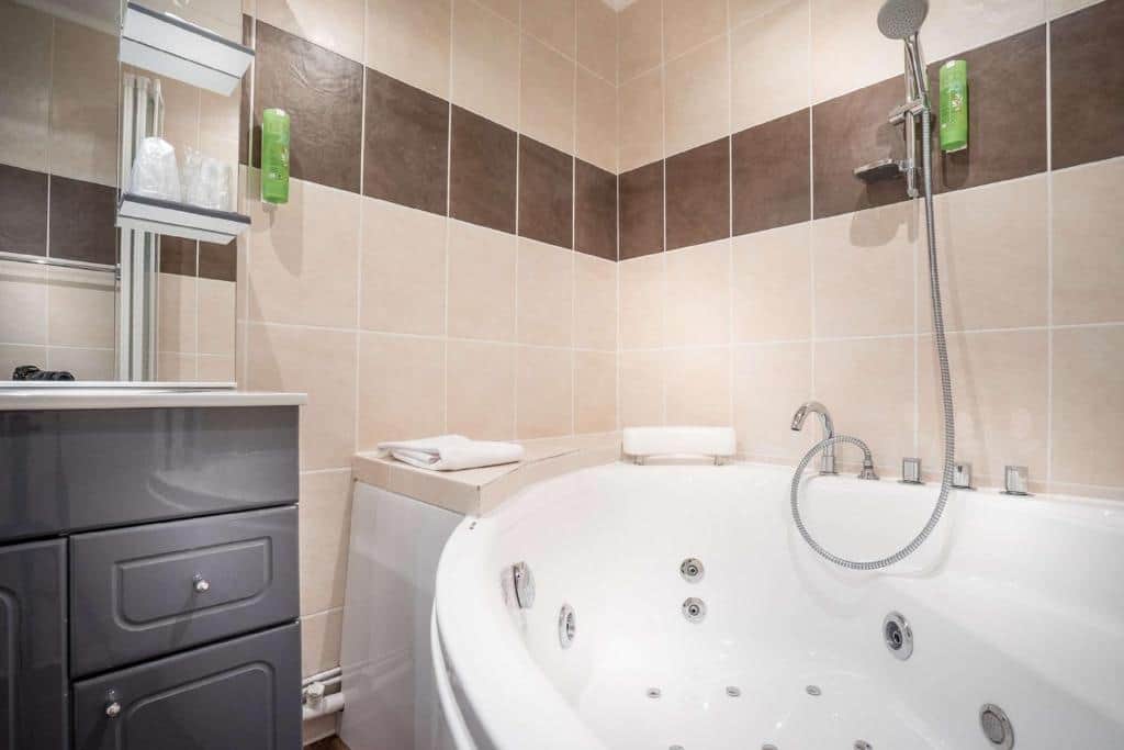Best Western Hôtel & Restaurant Ile de France