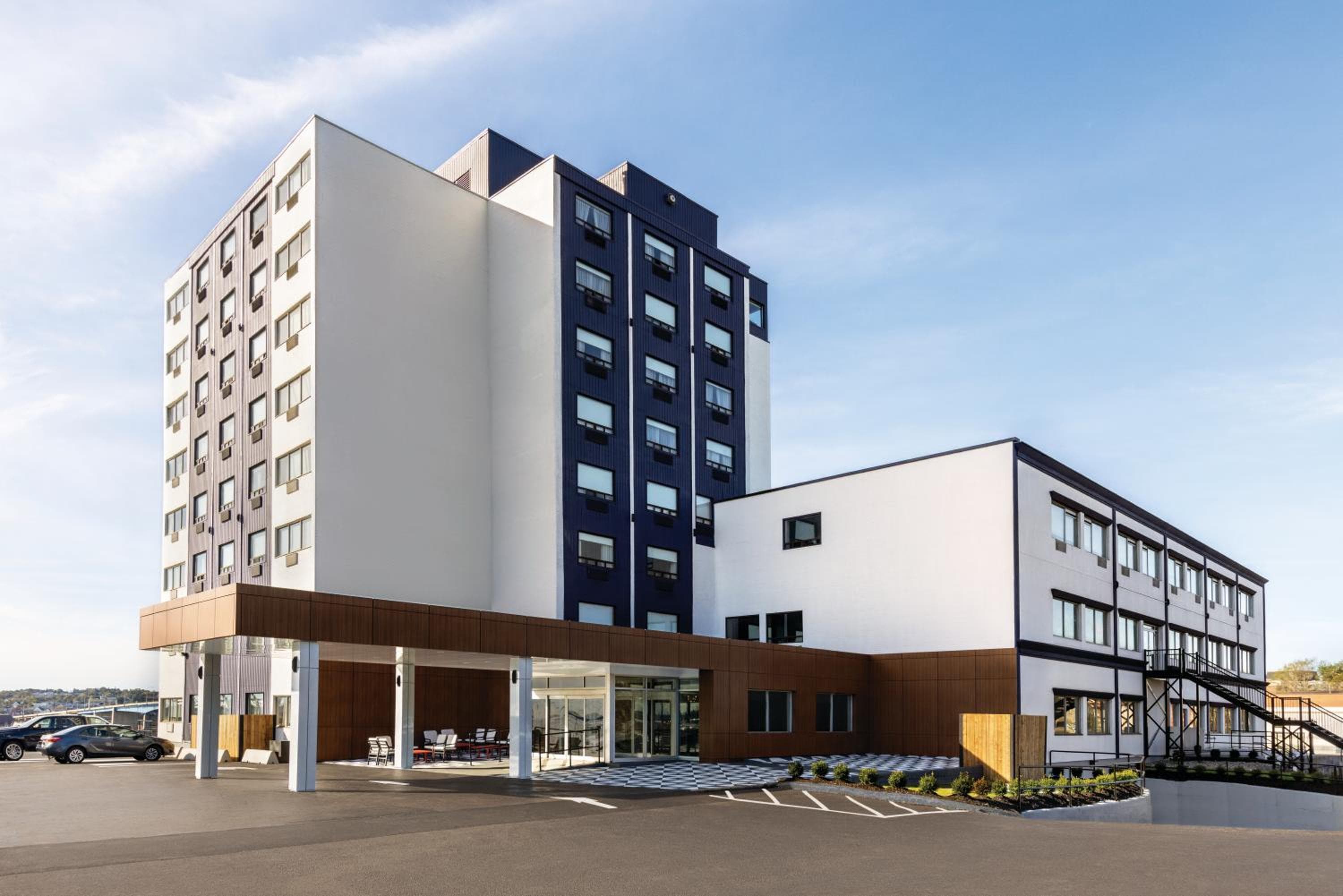 Crowne Plaza Saint John Harbour View, an IHG Hotel