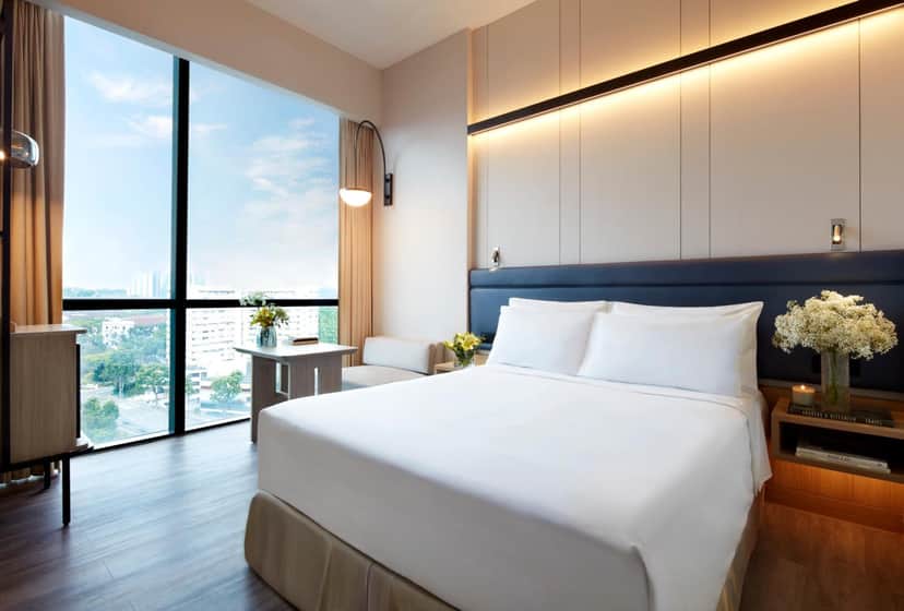 Momentus Hotel Alexandra