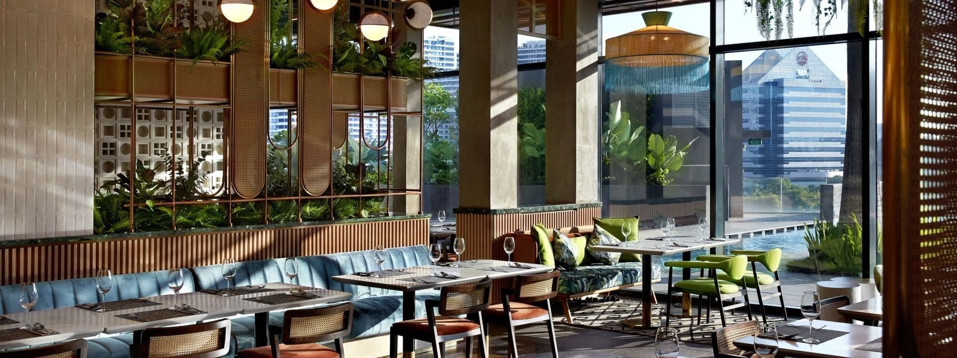 Momentus Hotel Alexandra
