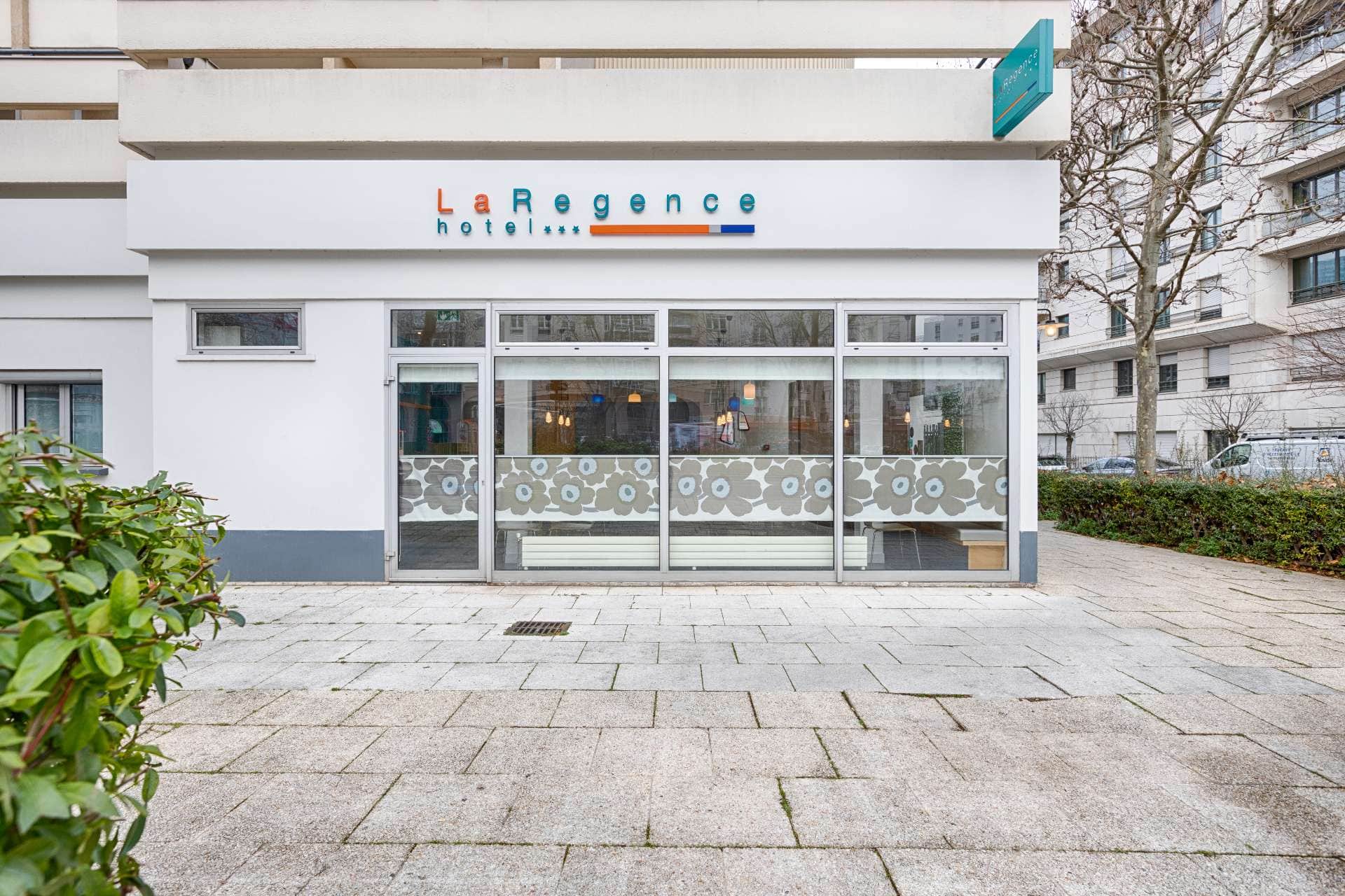 Hotel La Régence Courbevoie