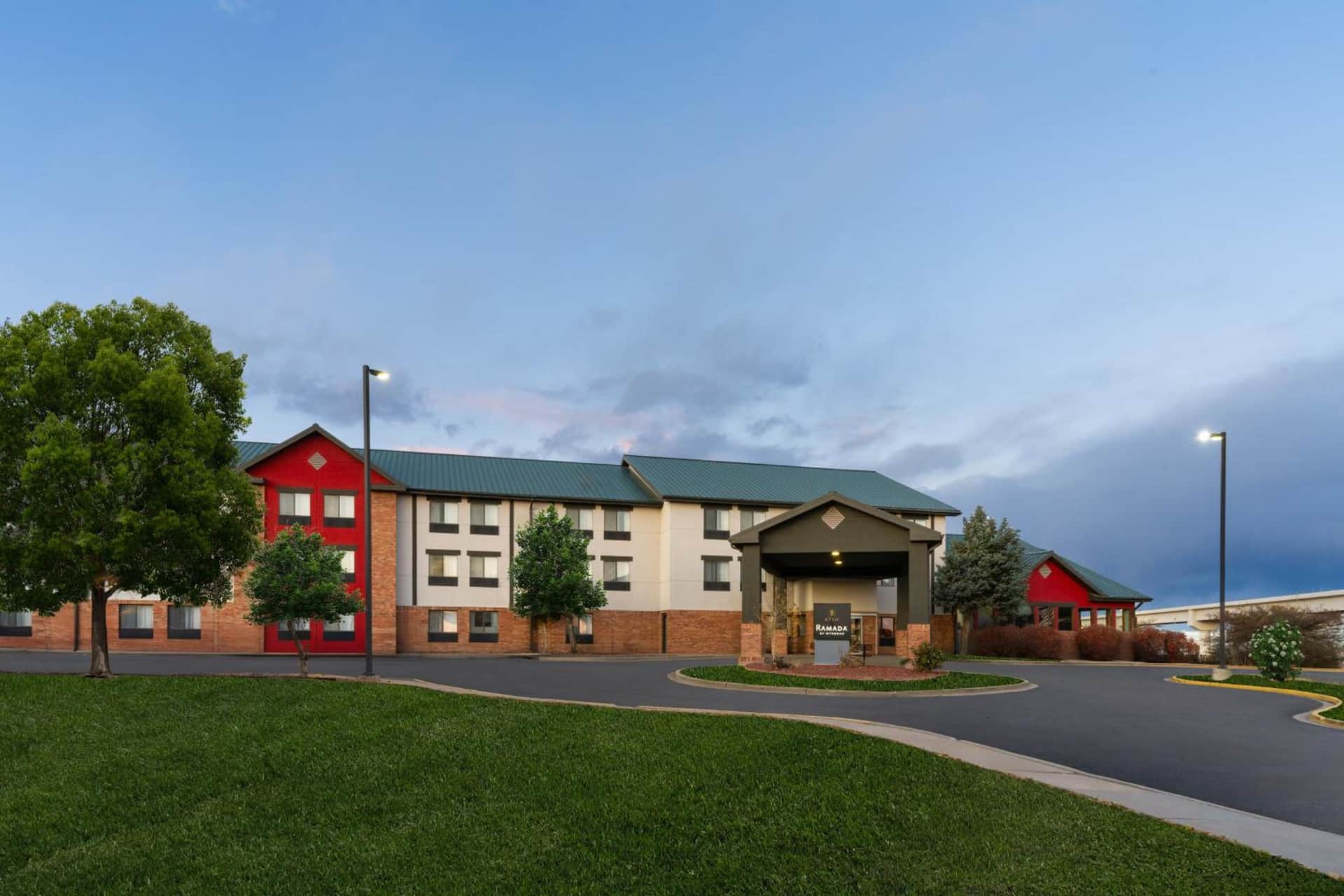 SYLO Hotel Denver Airport, a Ramada by Wyndham