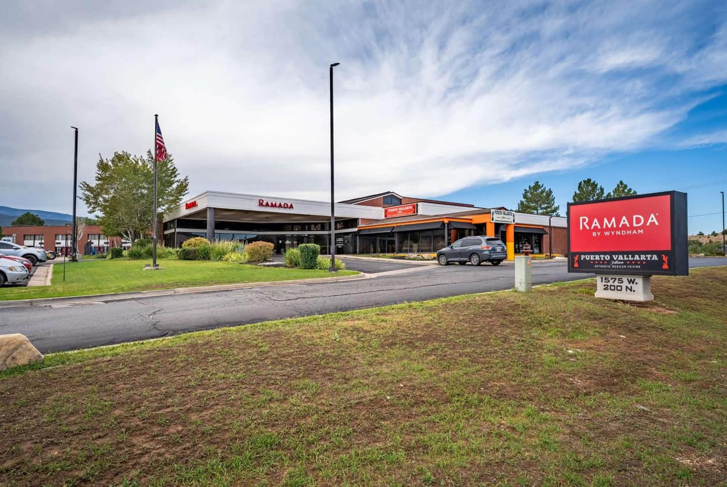 The Cairn Hotel