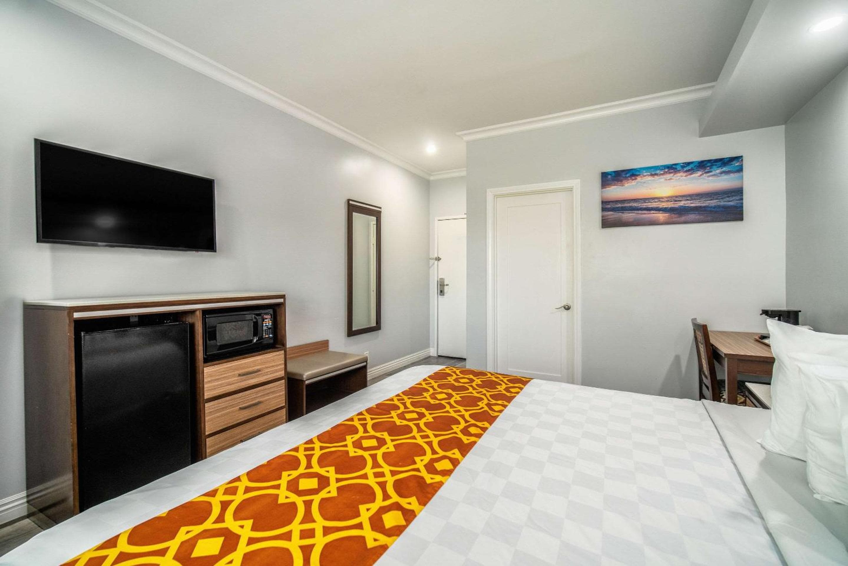 Rodeway Inn & Suites Pasadena