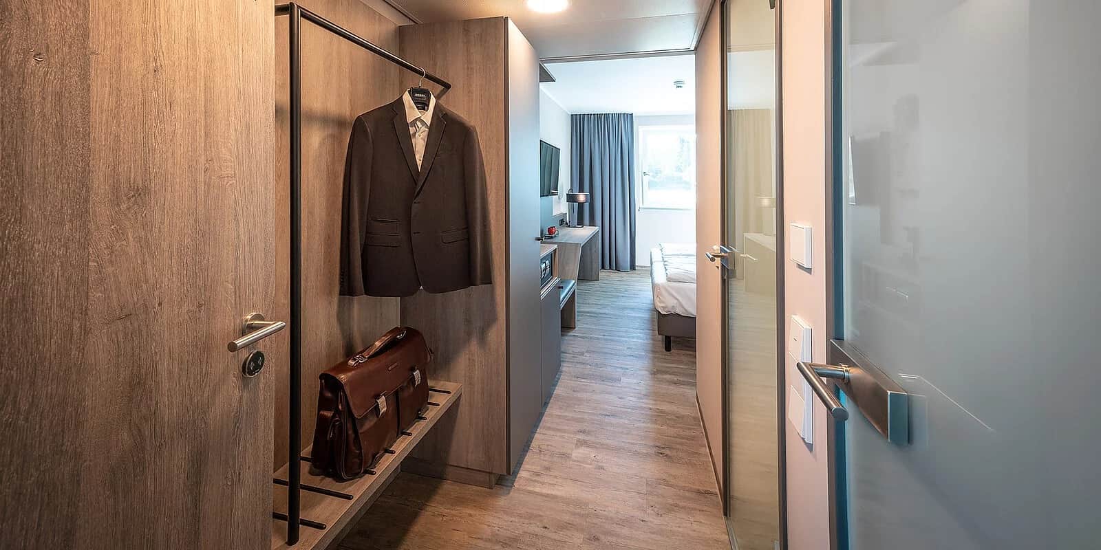 LOGINN Hotel Stuttgart Zuffenhausen