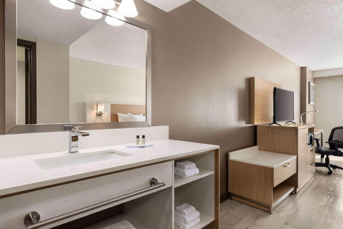 Wyndham Garden Duluth
