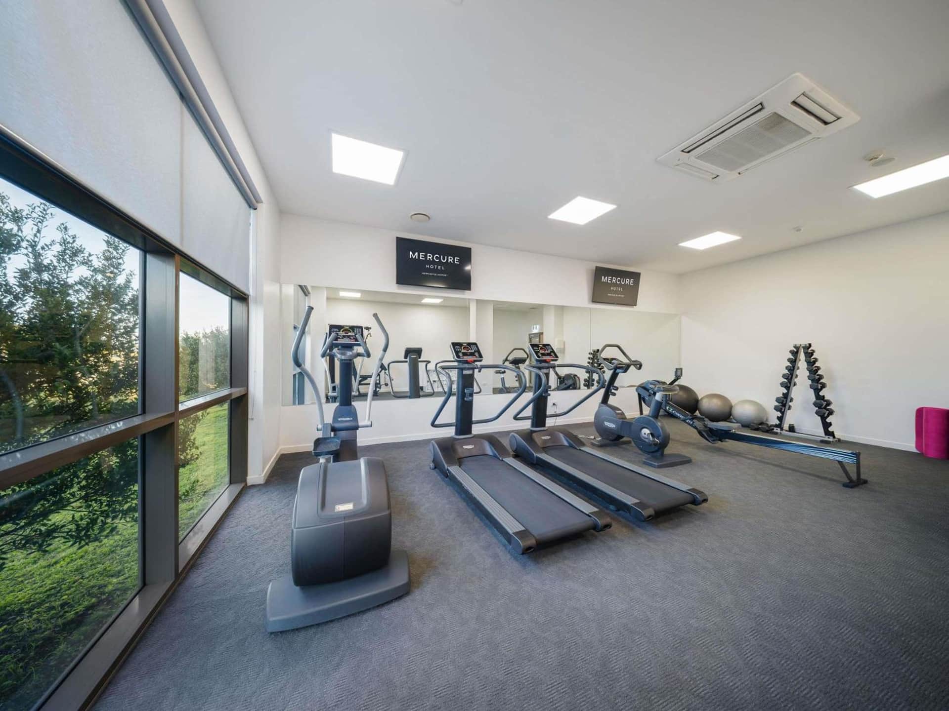 Mercure Newcastle Airport