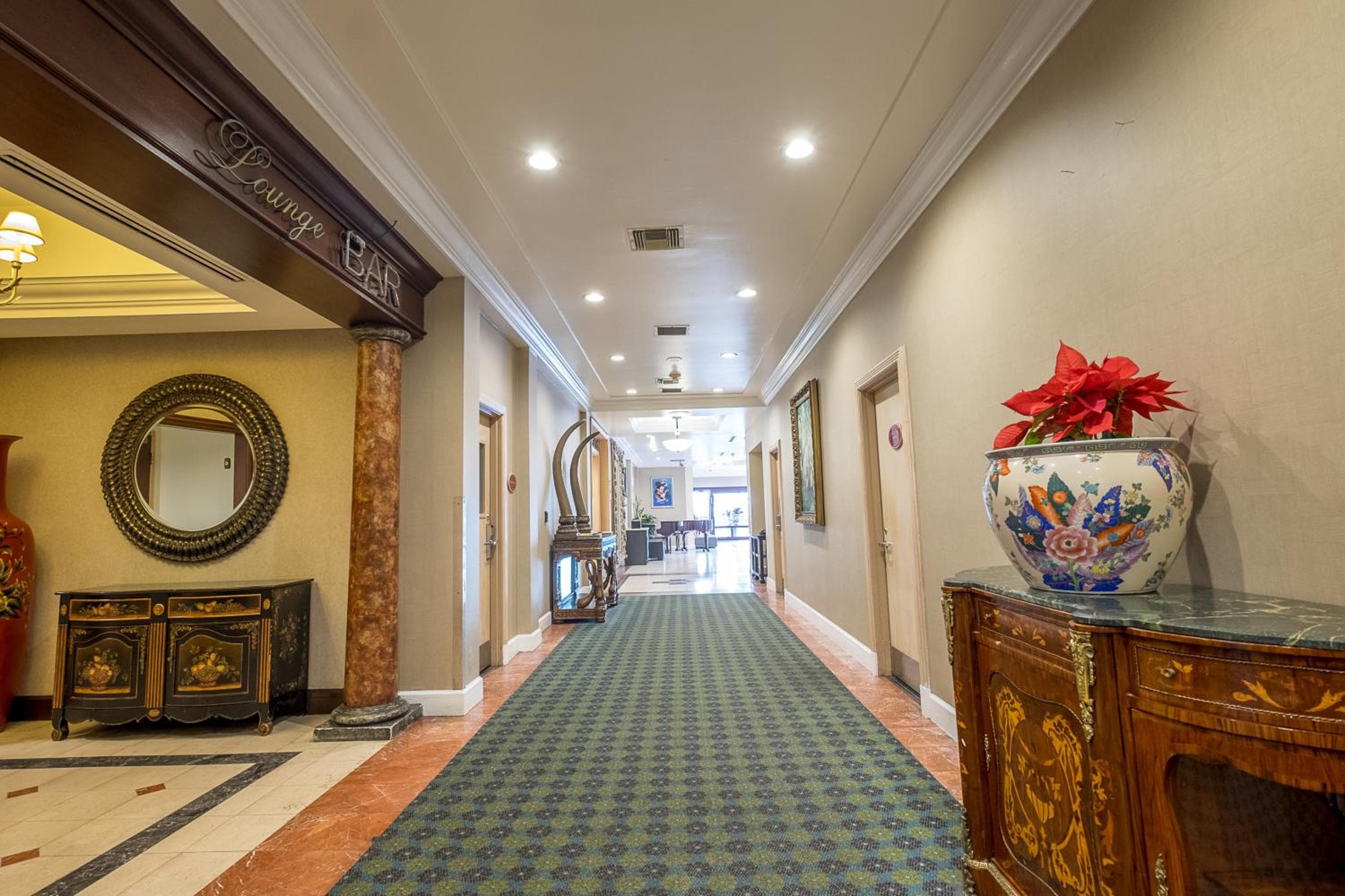 Howard Johnson by Wyndham Fullerton/Anaheim