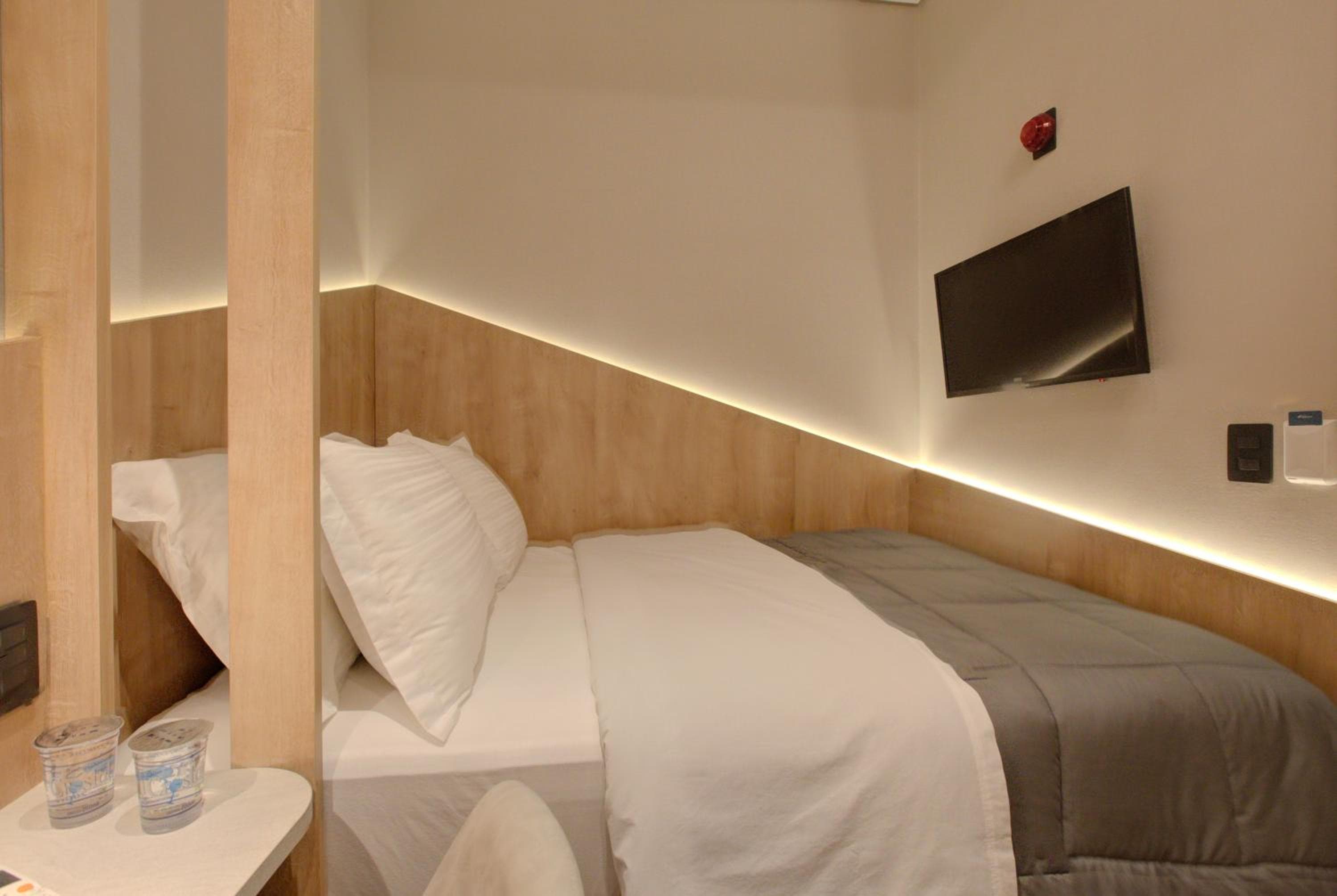Fast Sleep Suites by Slaviero Hoteis - Terminal 2 - desembarque oeste