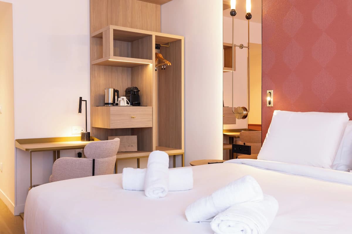 Kyriad Prestige Paris Asnieres