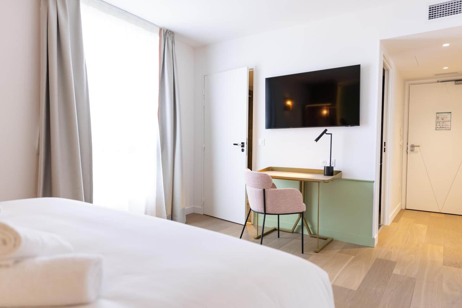 Kyriad Prestige Paris Asnieres