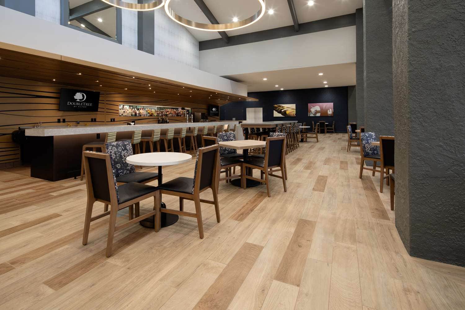 DoubleTree by Hilton Bakersfield