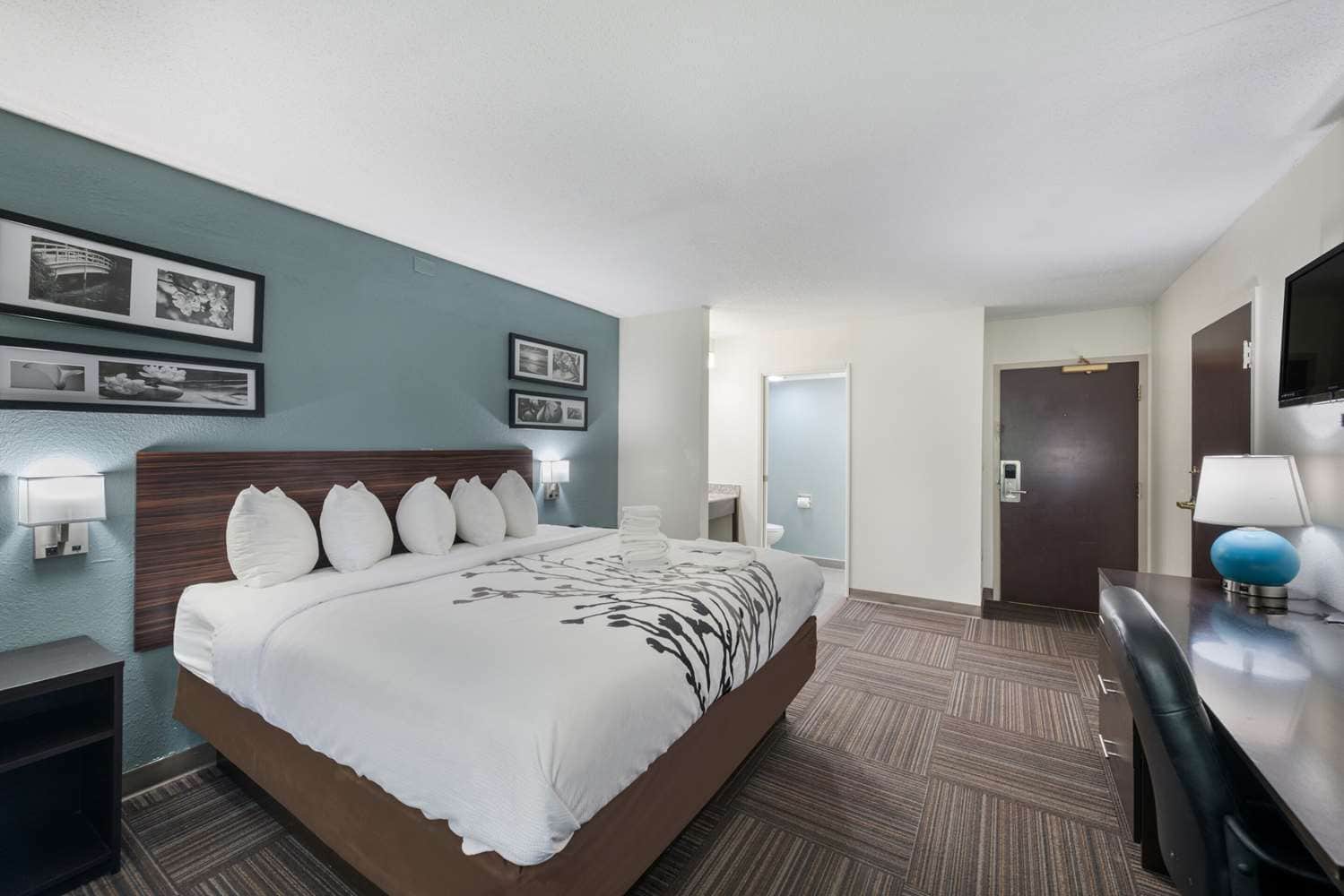 Sleep Inn & Suites Chesapeake – Portsmouth