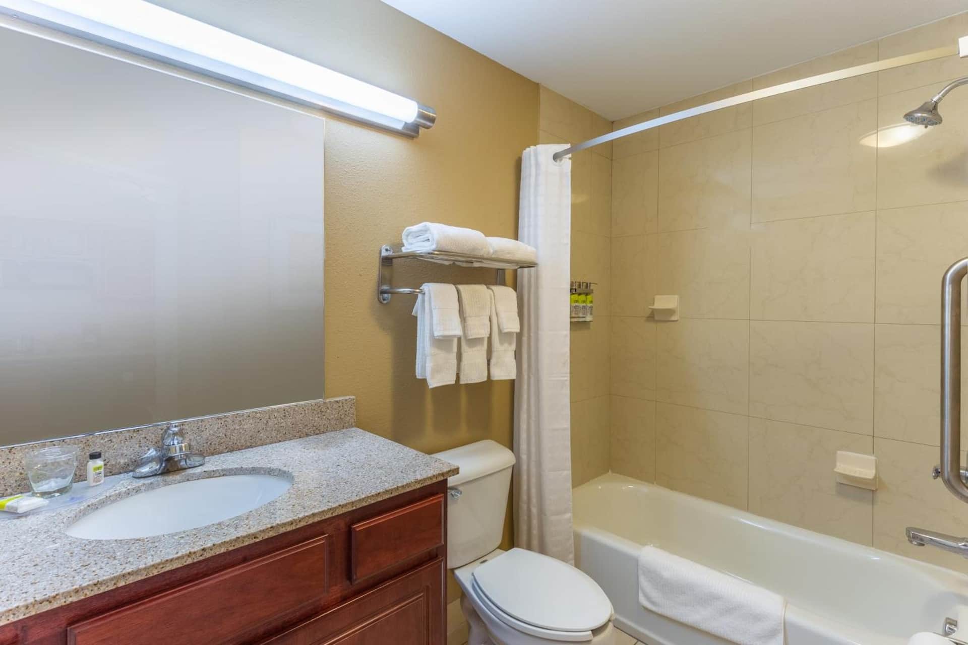 Candlewood Suites South Bend Airport by IHG
