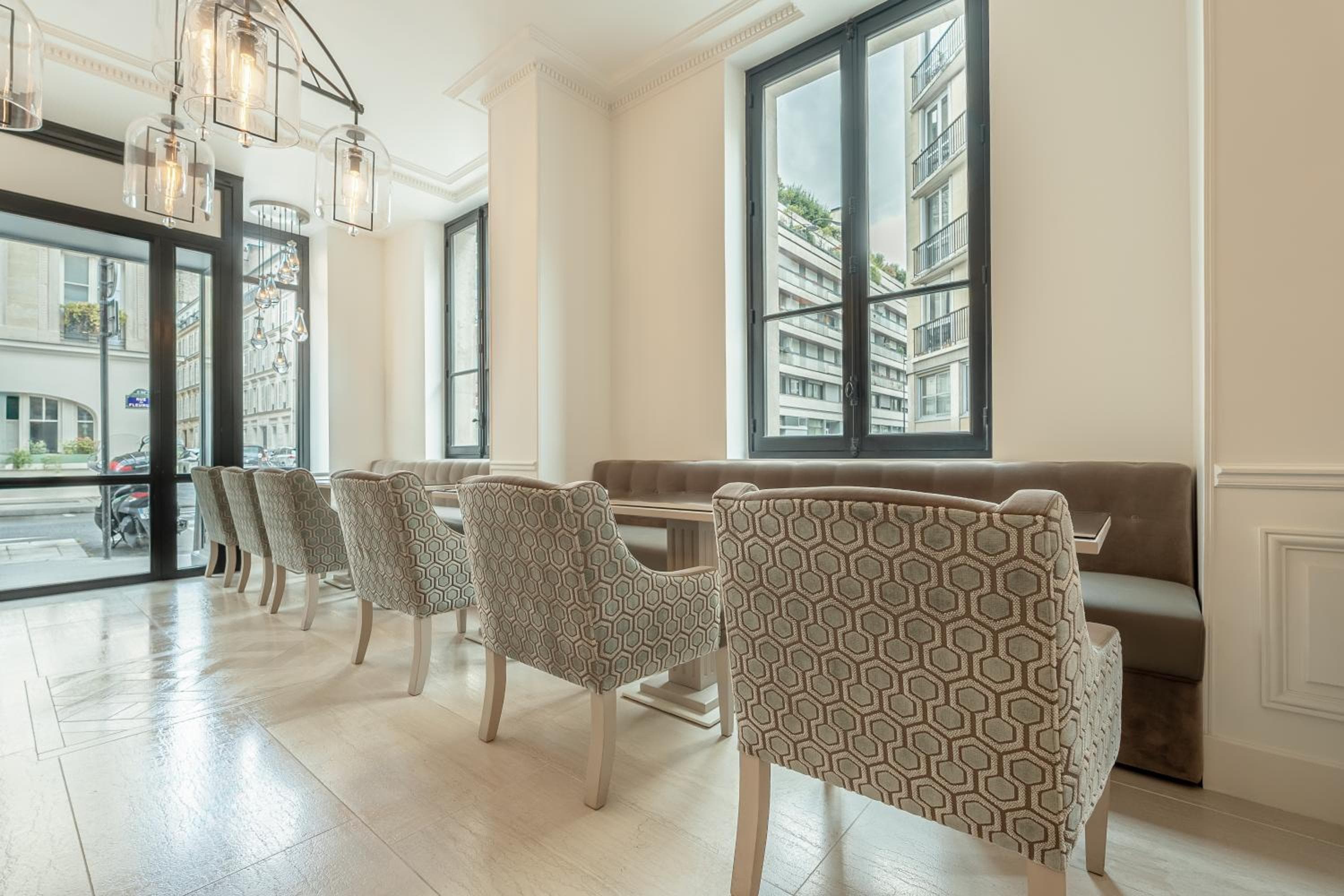 Hôtel Saint-Louis Jardin du Luxembourg