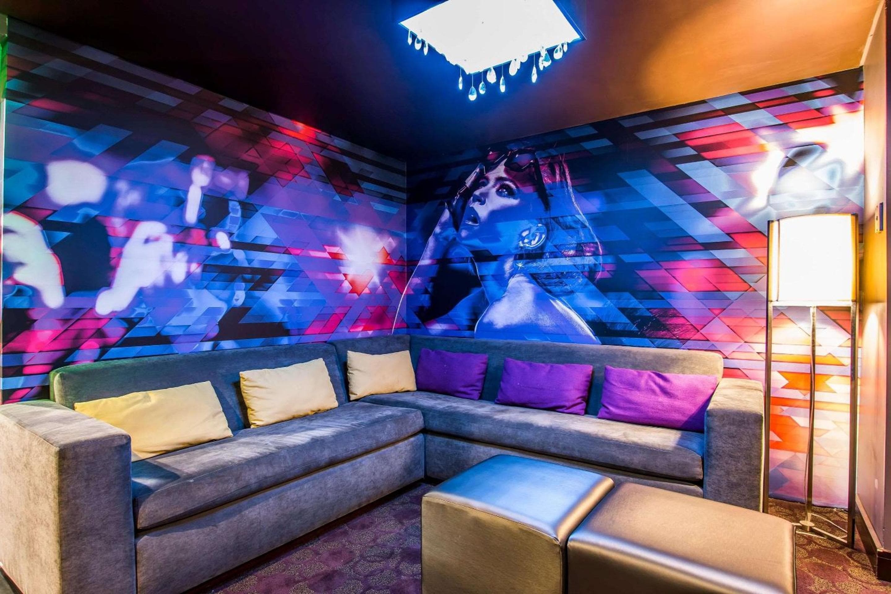 Tilt Hotel Universal/Hollywood