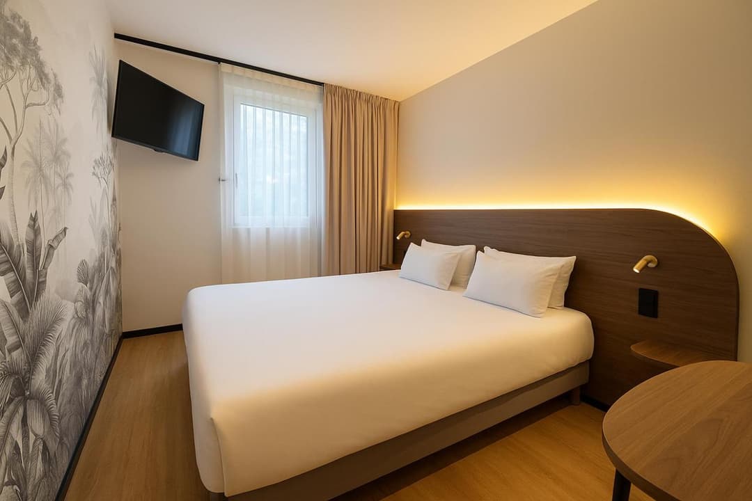 Logis Hôtel de Port d'Alon