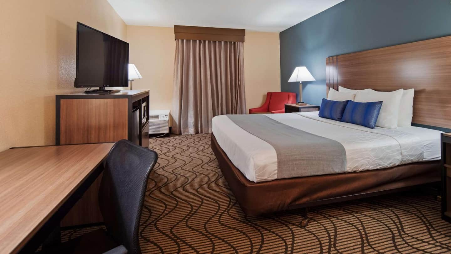 Best Western Plus Heritage Inn