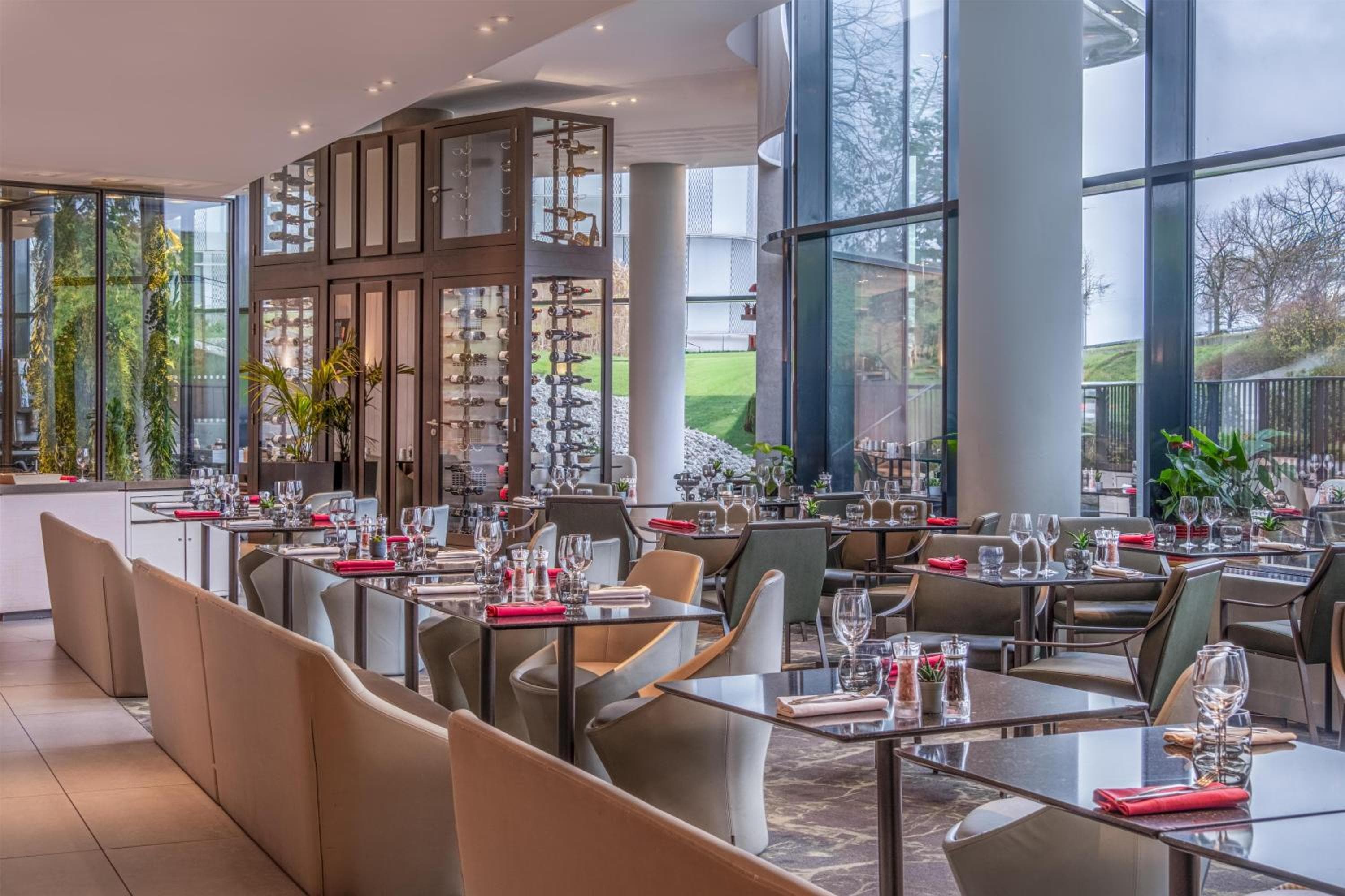 Radisson Blu CDG Airport Terminal Hotel