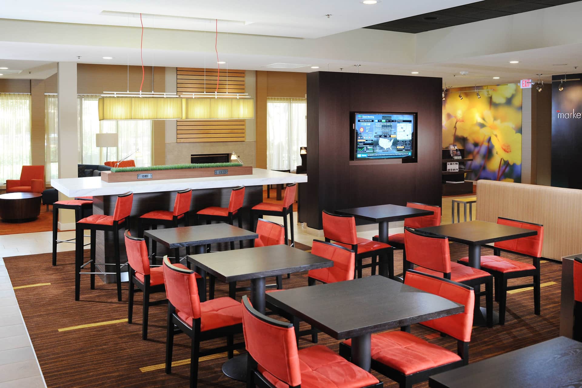 Courtyard by Marriott Houston Hobby Airport