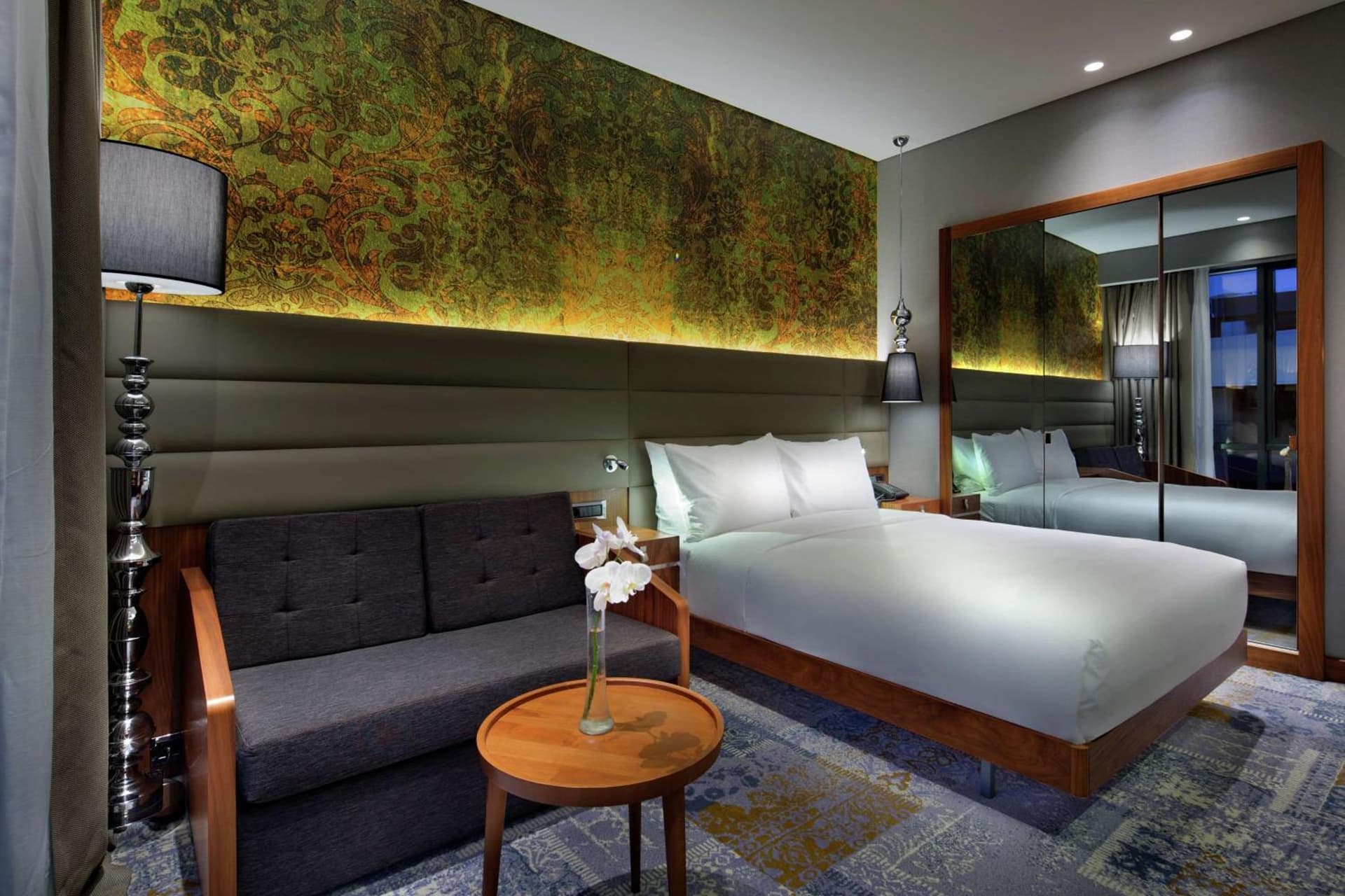 DoubleTree by Hilton Istanbul - Piyalepasa