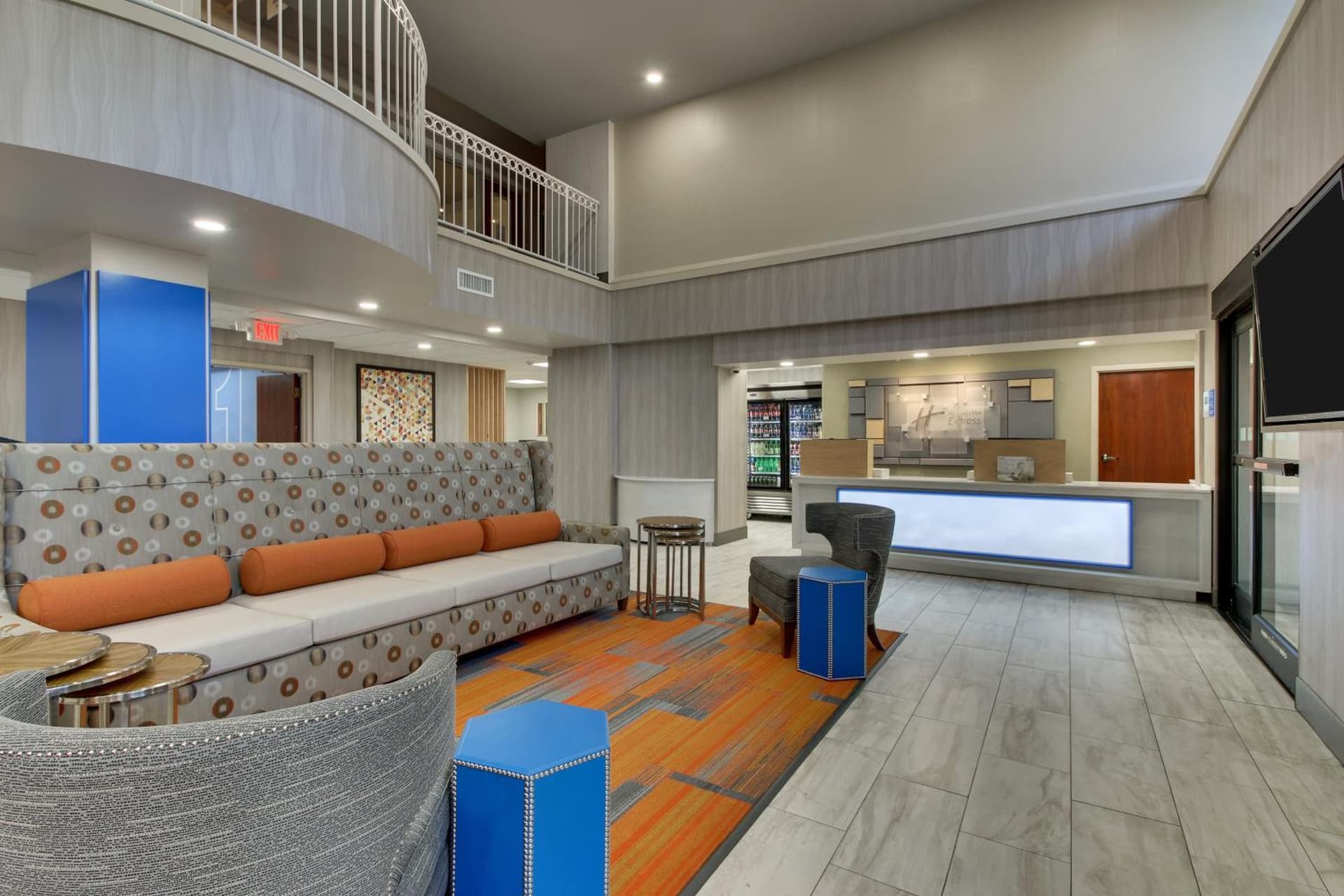 Holiday Inn Express & Suites Atlanta Perimeter Mall Hotel by IHG
