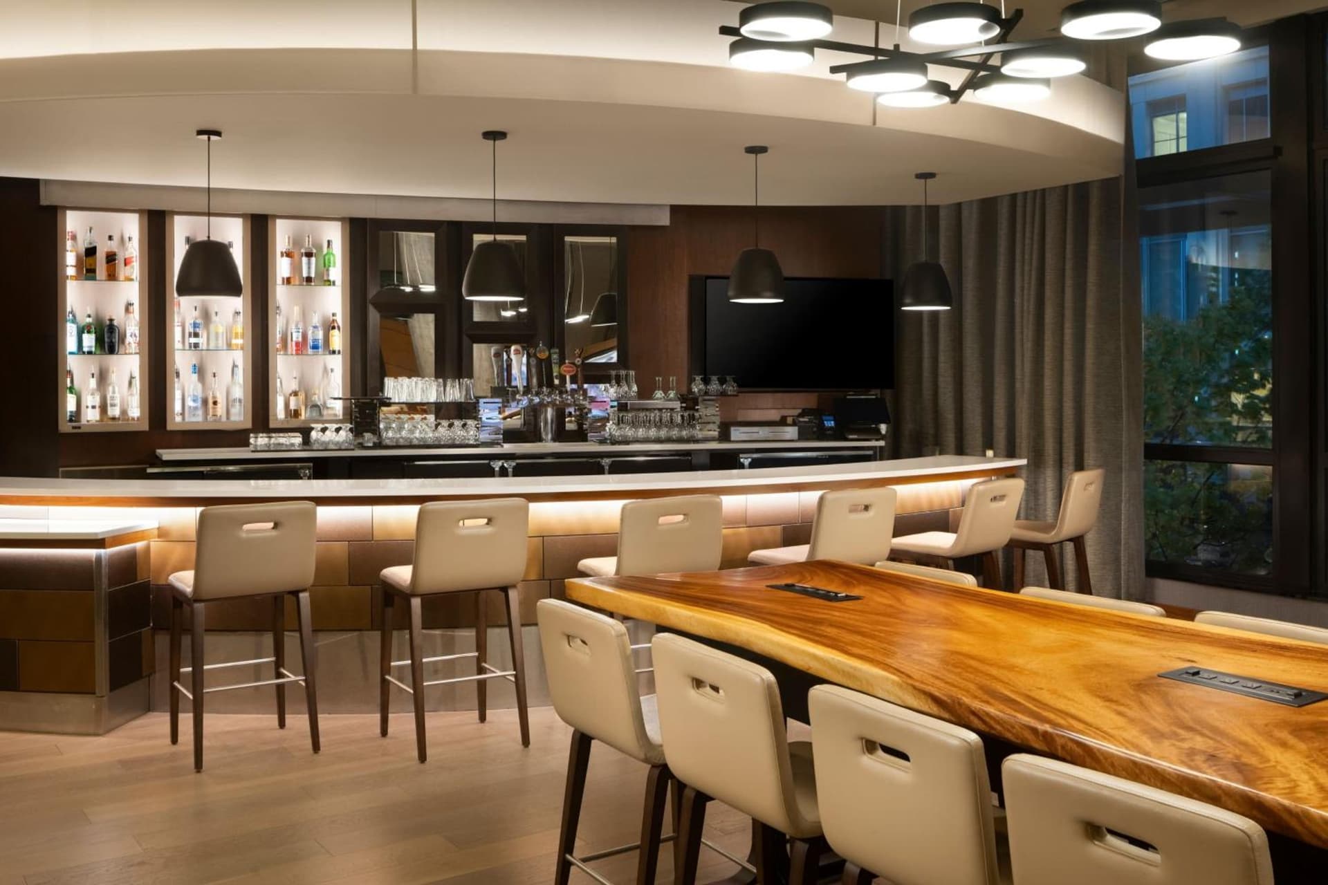 Courtyard by Marriott Seattle Bellevue/Downtown