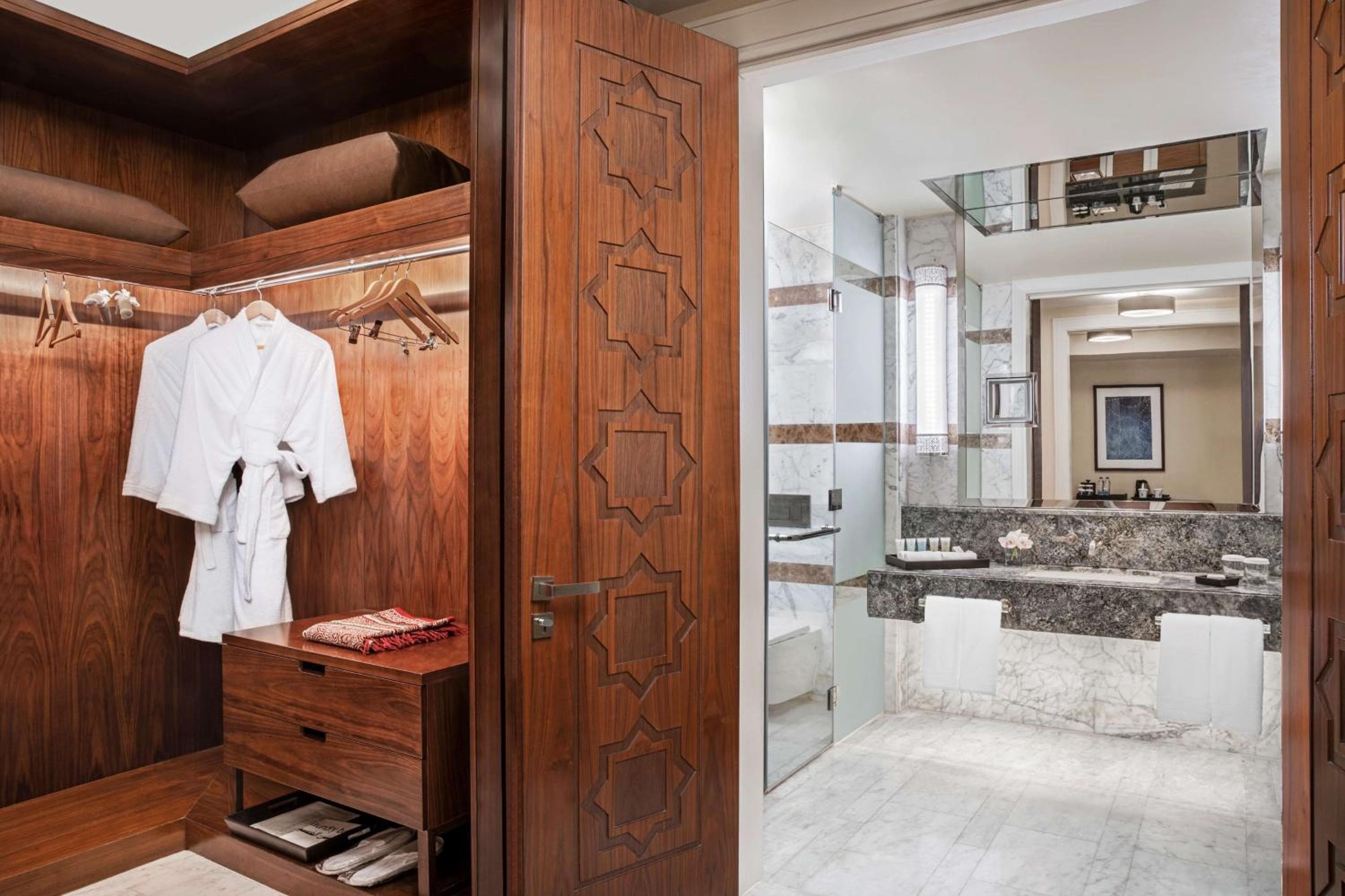 Conrad Jabal Omar Makkah