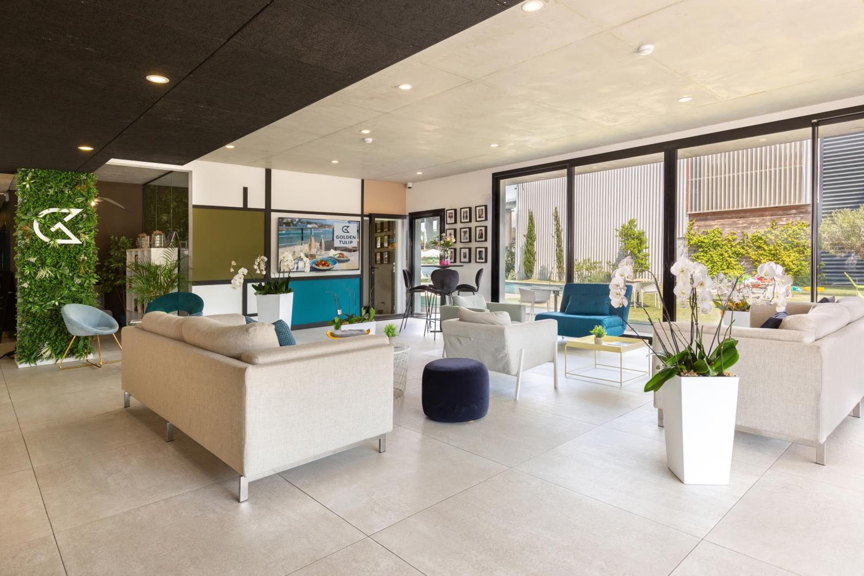 Golden Tulip Hotel & Rooftop Martigues Provence