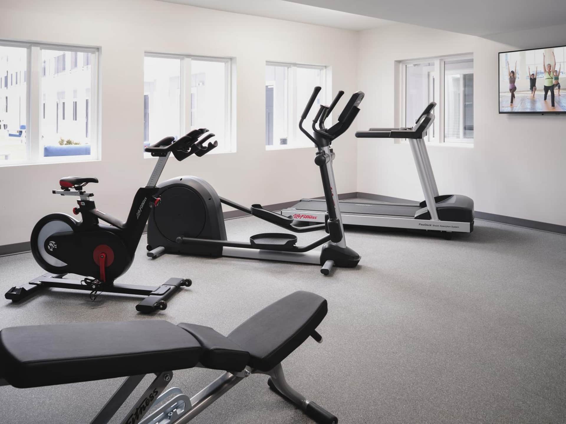 StayAPT Suites North Charleston