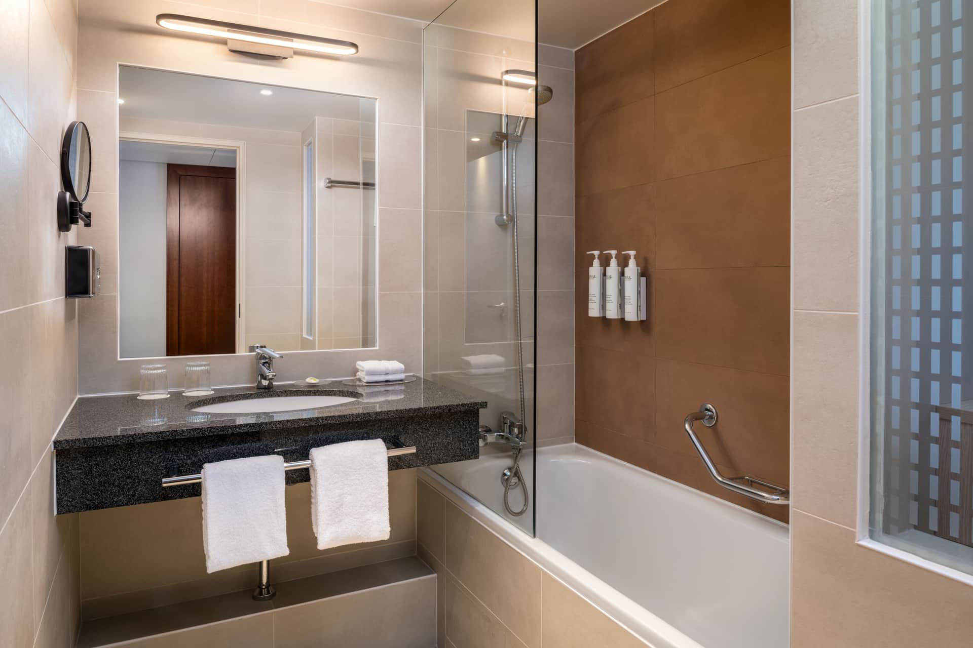Courtyard by Marriott Paris La Defense West - Colombes