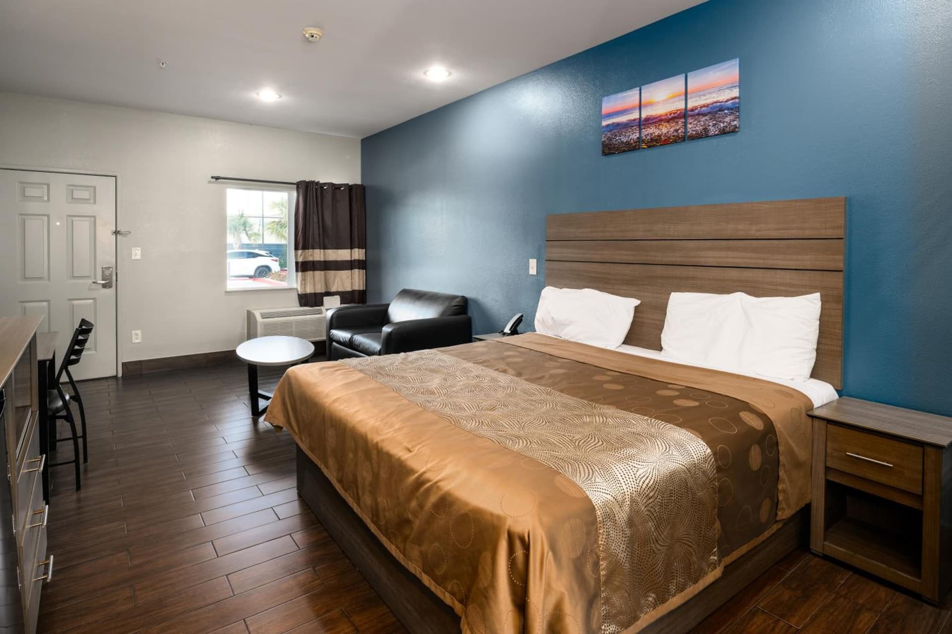 Moonlight Suites - Houston/George Bush Int'l Airport