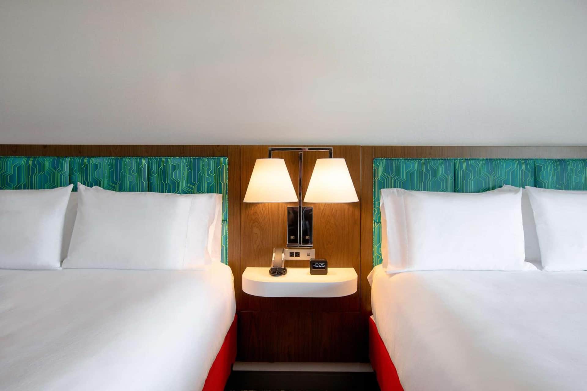 Hampton Inn & Suites Ottawa West