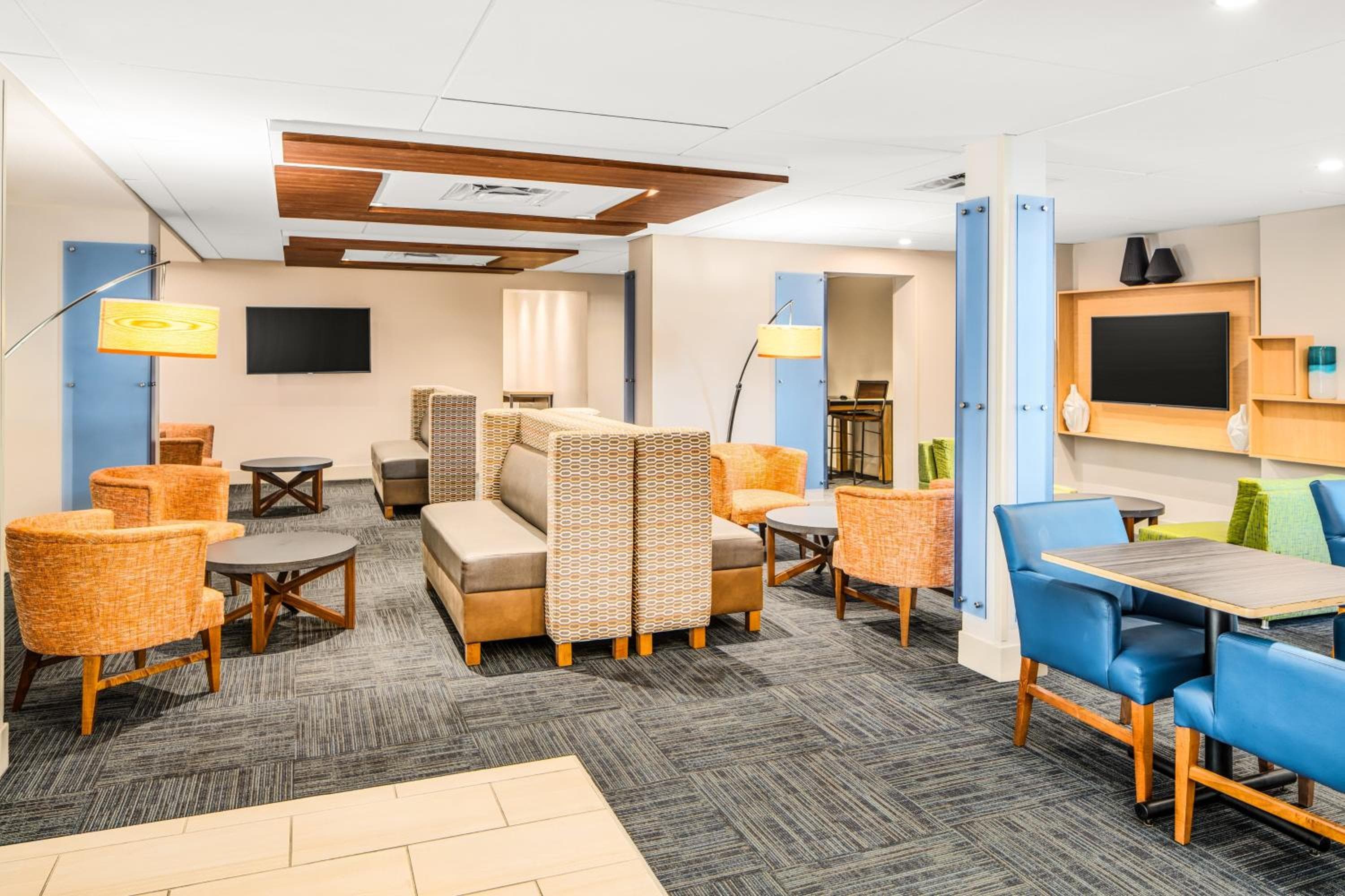 Holiday Inn Express Fort Lauderdale Cruise Airport