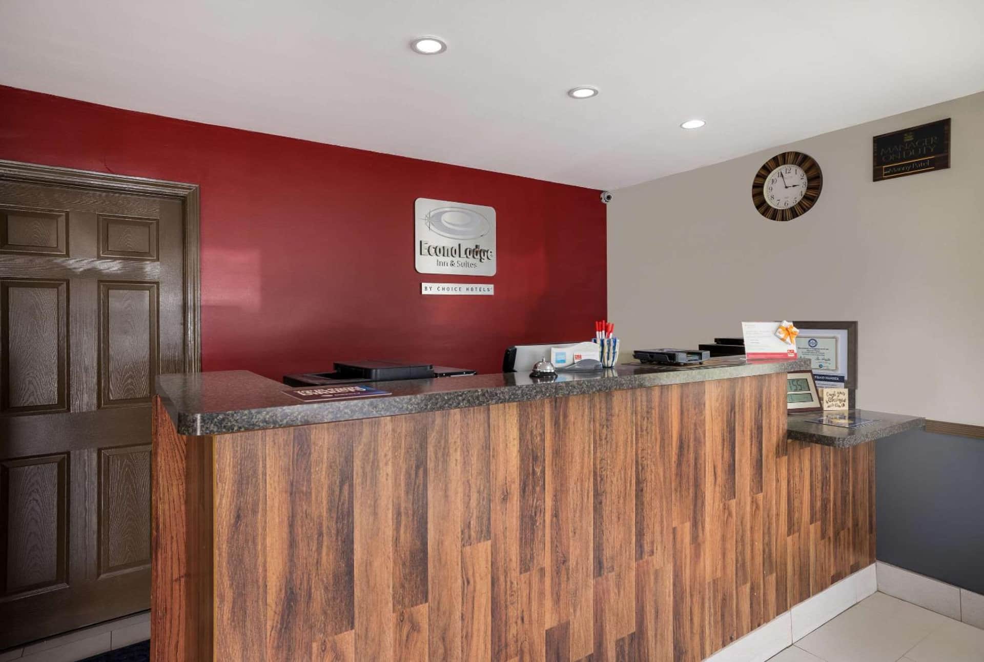 Econo Lodge Inn & Suites Canandaigua - Fingers Lake Area