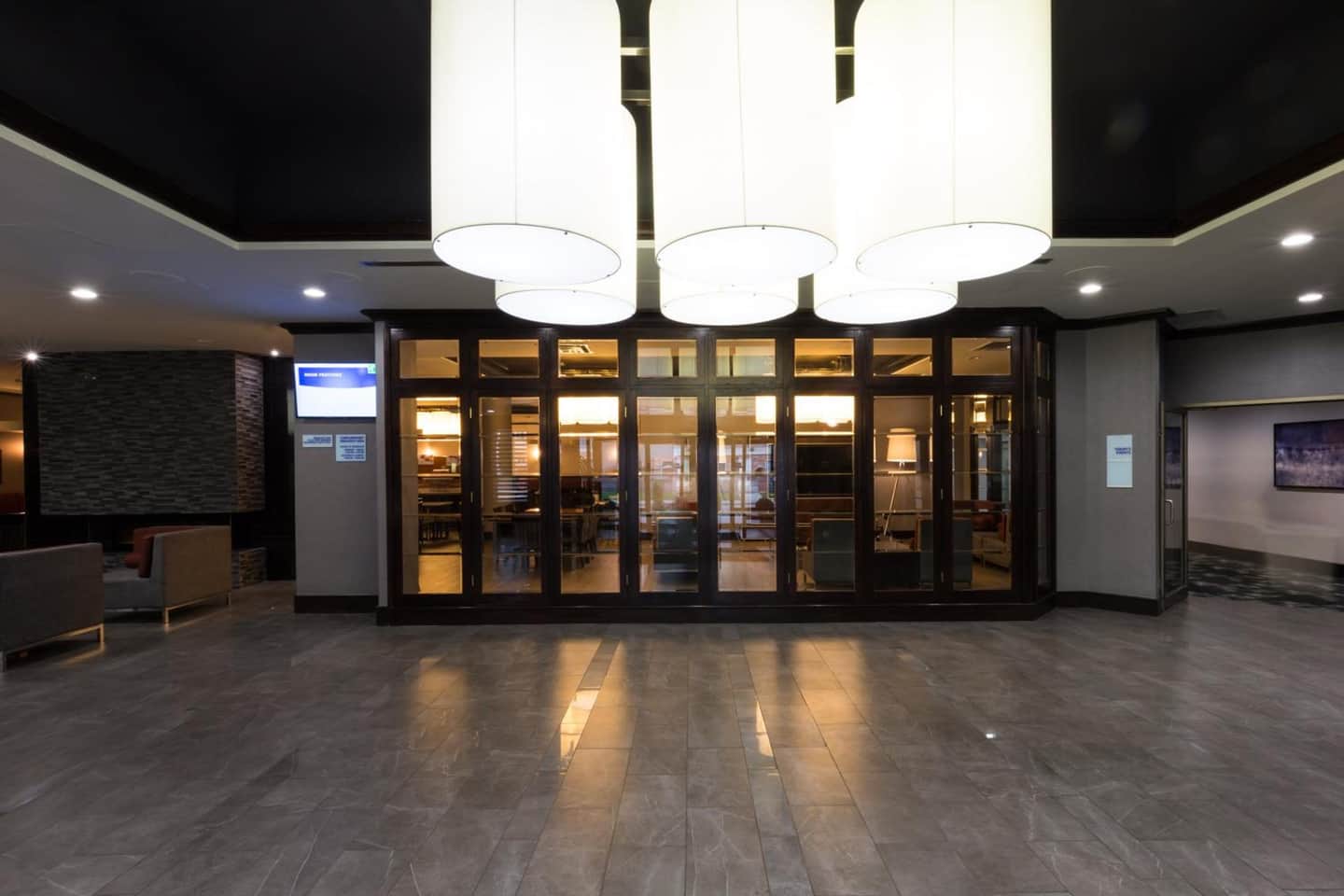 Holiday Inn Express Edmonton Downtown by IHG