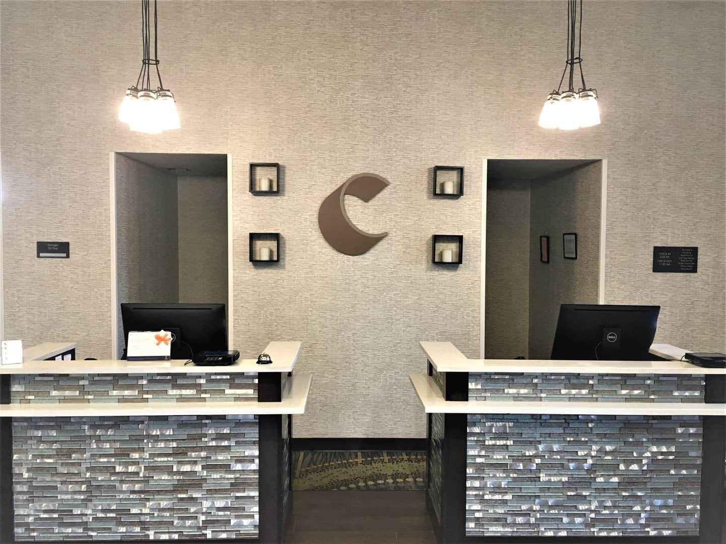 Comfort Suites Nashville Airport - BNA
