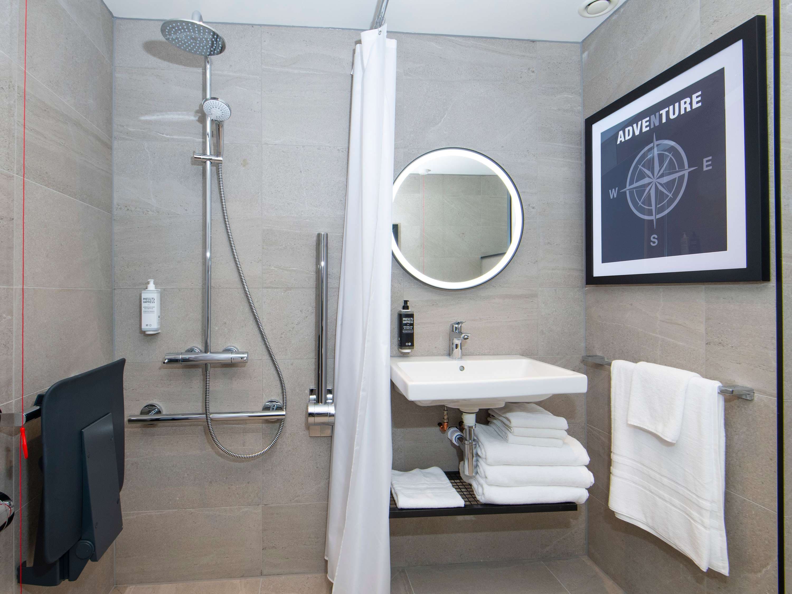 ibis Styles London Gatwick Airport