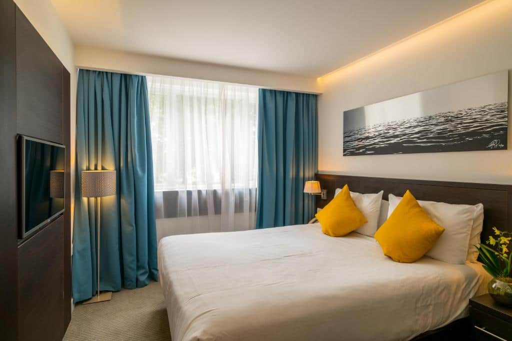 Pelican London Hotel & Residence