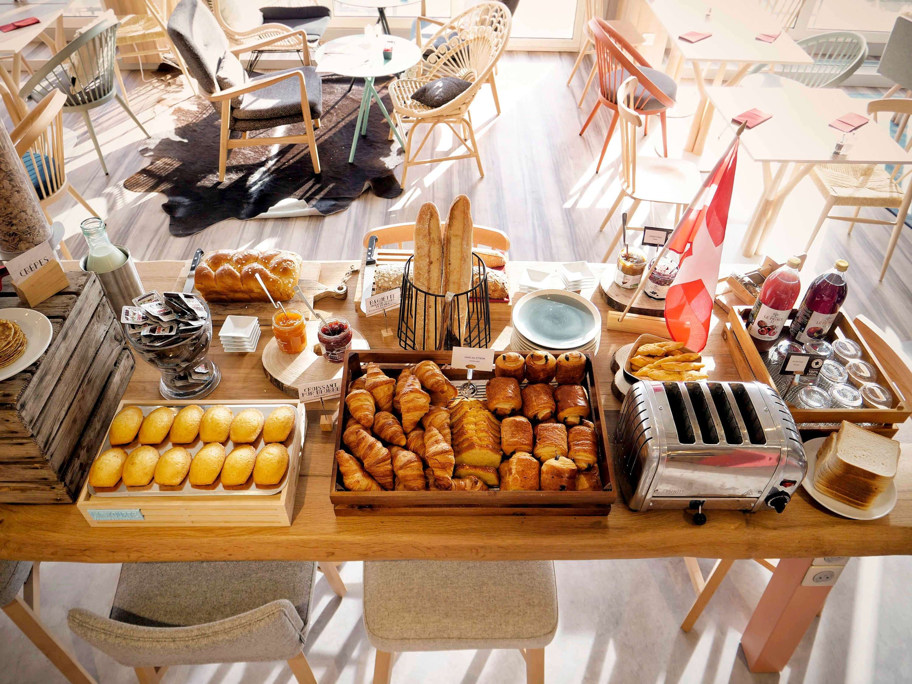 Mercure Annemasse Porte de Genève Hotel