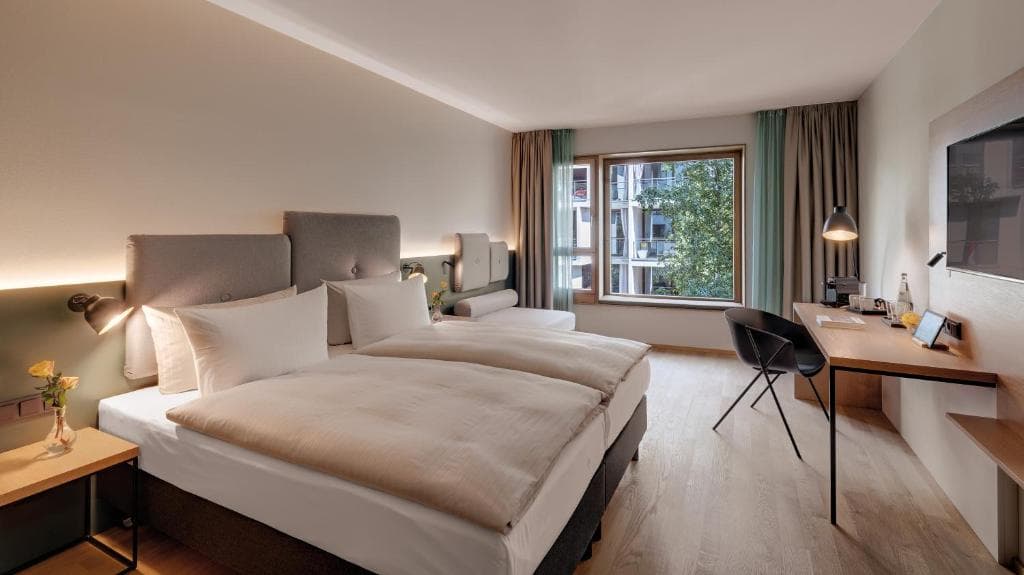 The Yard Hotel