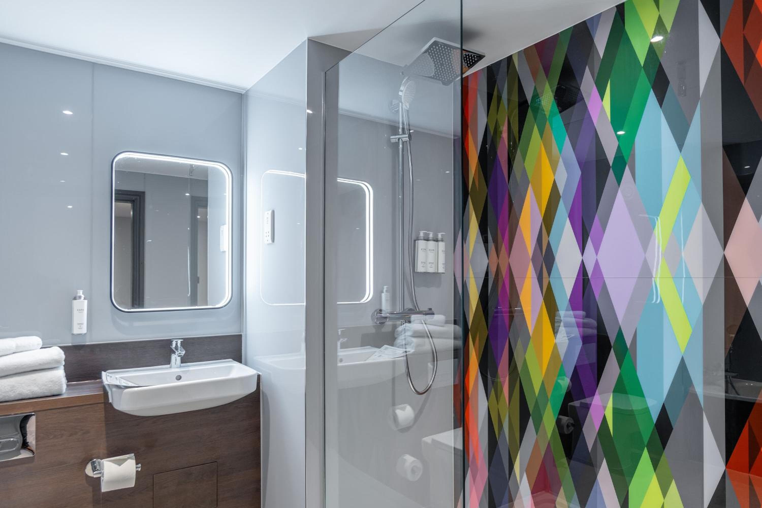 Village Hotel Chester St Davids