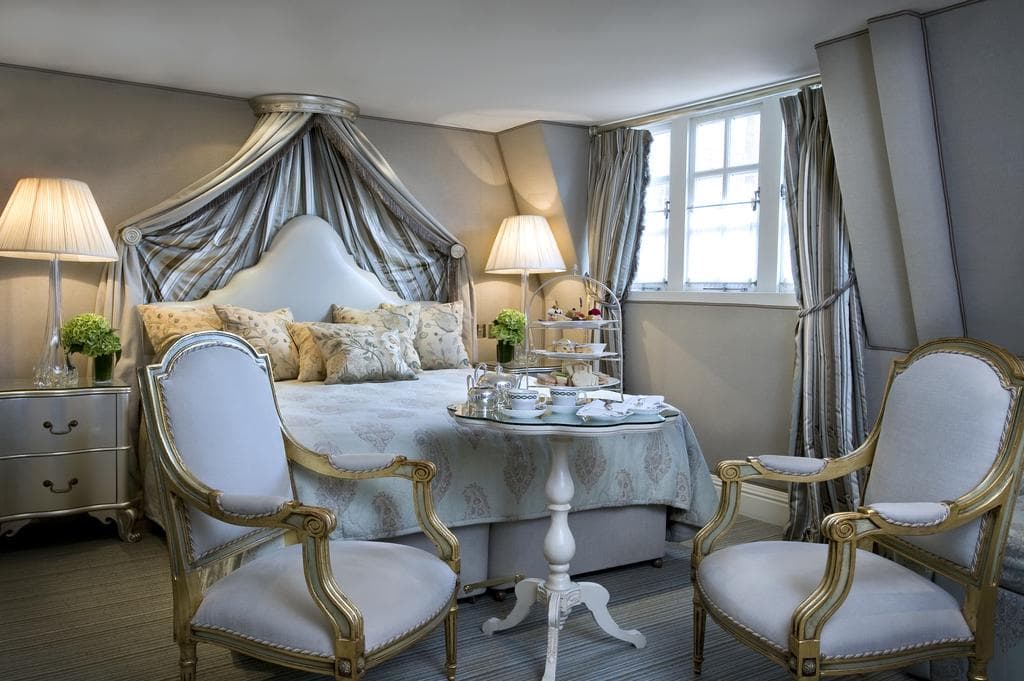 The Milestone Hotel & Residences