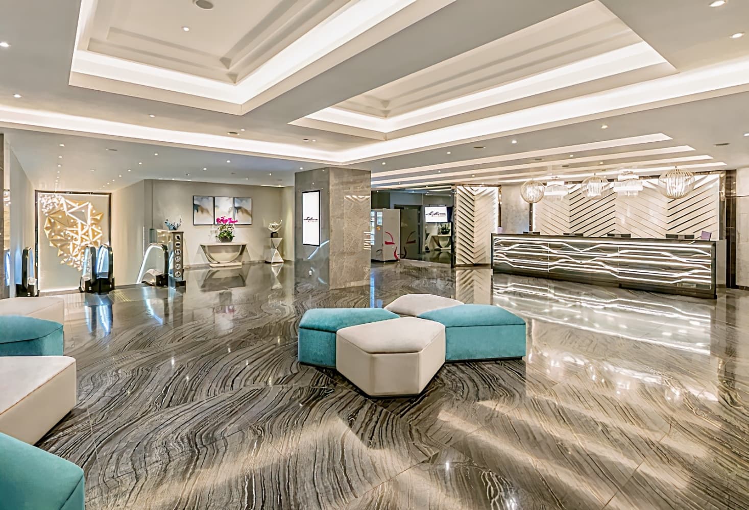 Silka Tsuen Wan, Hong Kong